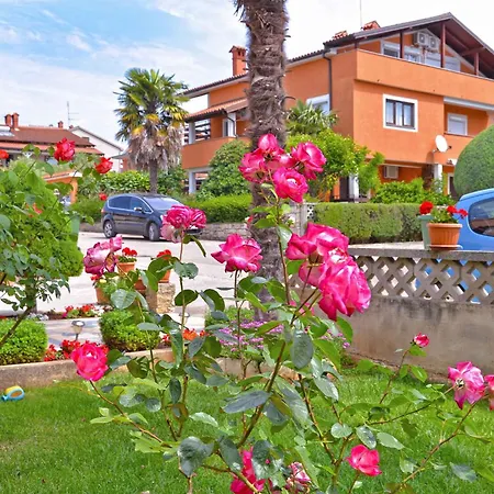 With A - C In Novigrad-istrien 44239 Appartement *