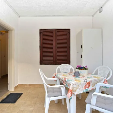 With A - C In Novigrad-istrien 44239 Appartement *